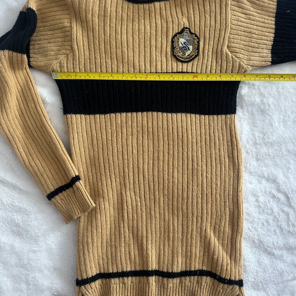 Harry Potter Hufflepuff XS Youth 100% Lambswool Scotland Universal Studios - Picture 11 of 13